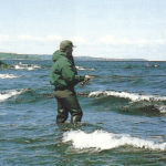 Angler Carsten Wagner zeigt erfolgreiches Trolling-Fischen