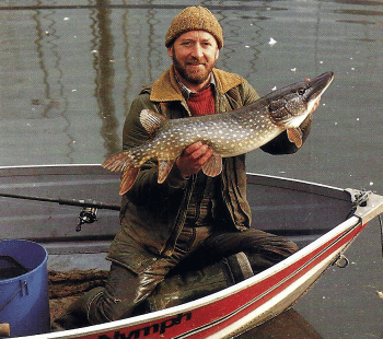 Angler John Watson beim Winterangeln am Wensum