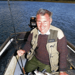 Fliegenfischer Brian Leadbetter am Pitsford Water in England