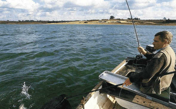 Fliegenfischer Brian Leadbetter am Pitsford Water in England