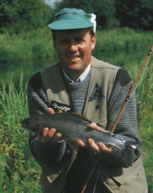 Nymphenfischen am Fluss 